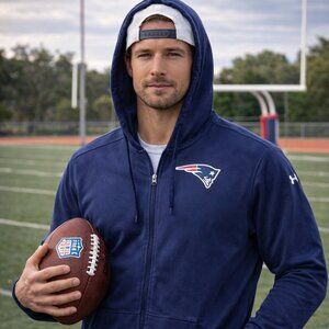 Under Armour NFL Combine Authentic New England Patriots Men Hooded Jacket Size L